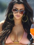 Kim kardashian boobies blowout